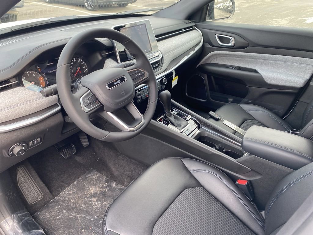 New 2026 Jeep Compass Latitude image 21