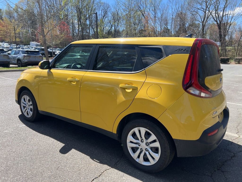 Used 2020 Kia Soul LX image 8