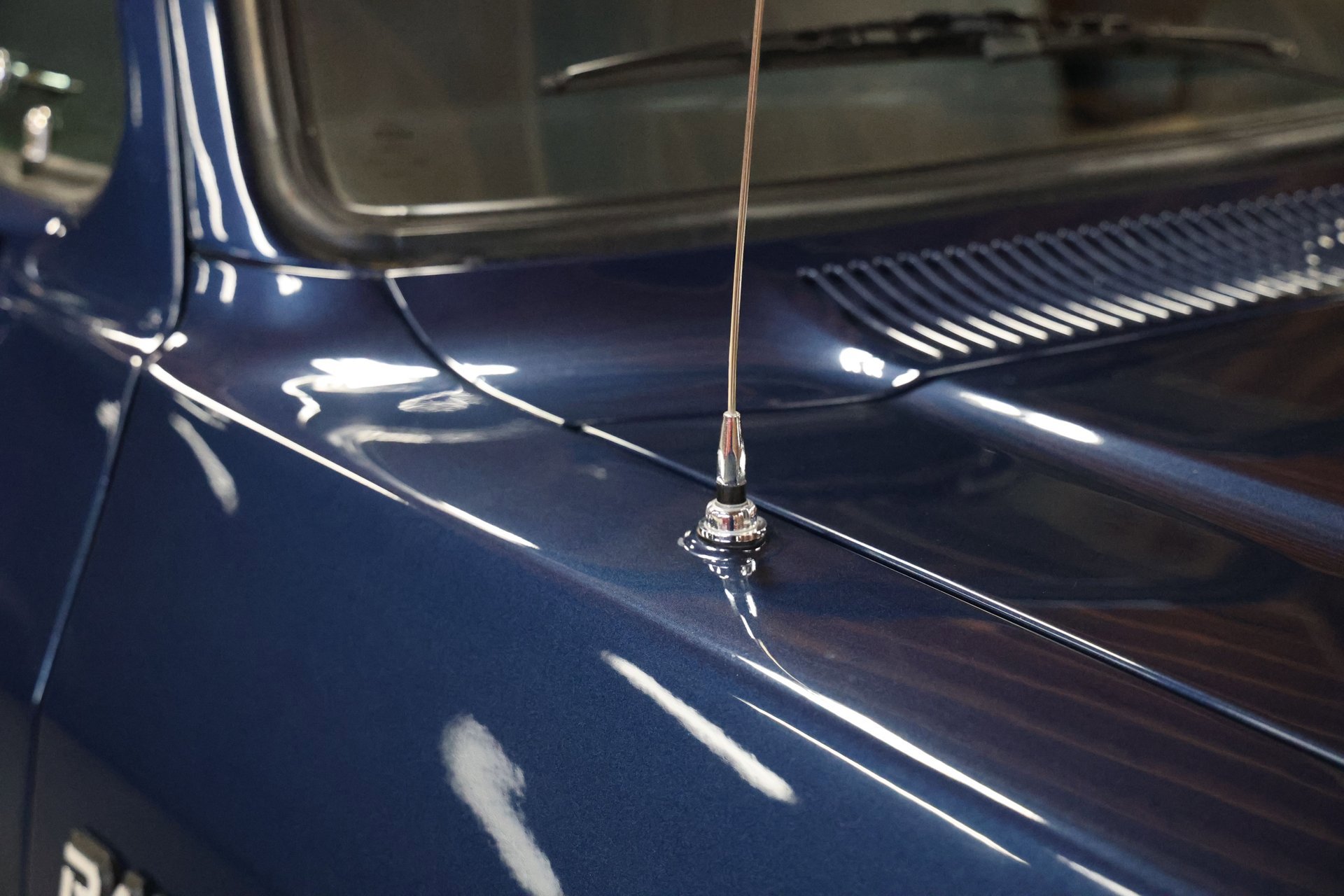 Used 1992 Dodge D/W Truck 150 image 19