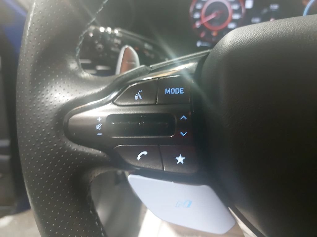 Certified 2025 Hyundai Elantra N FWD image 16