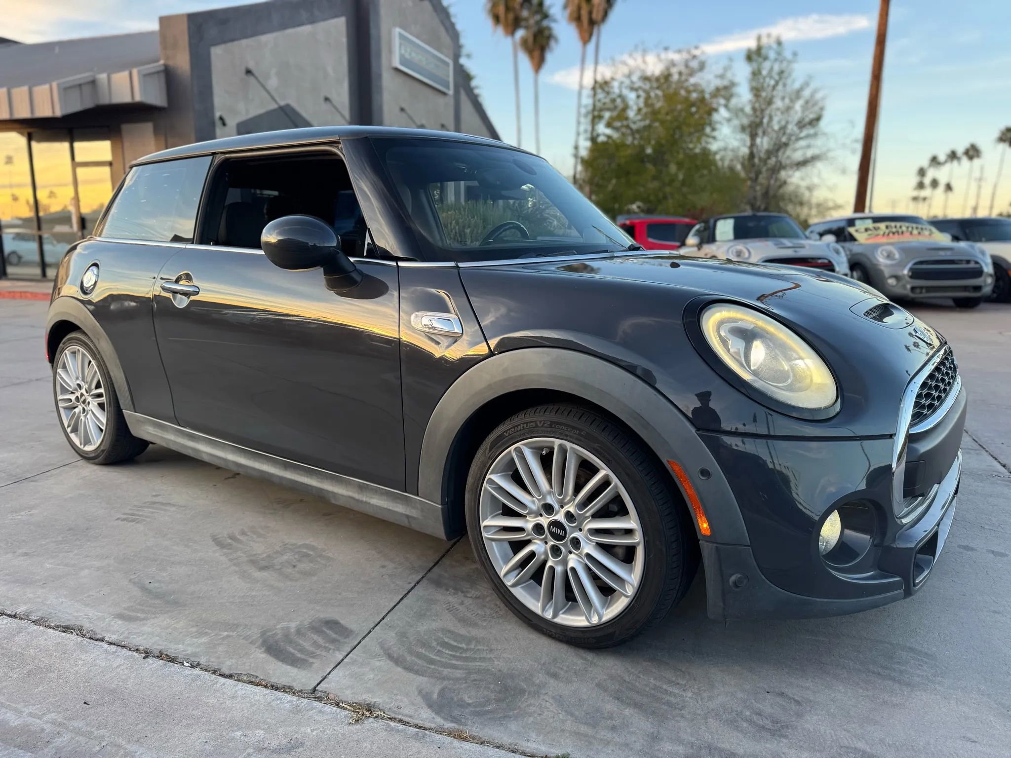 Used 2014 MINI Cooper S FWD image 5