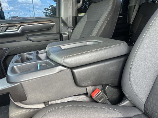 Used 2024 Chevrolet Silverado 2500 LT w/ Convenience Package AWD/4WD image 19