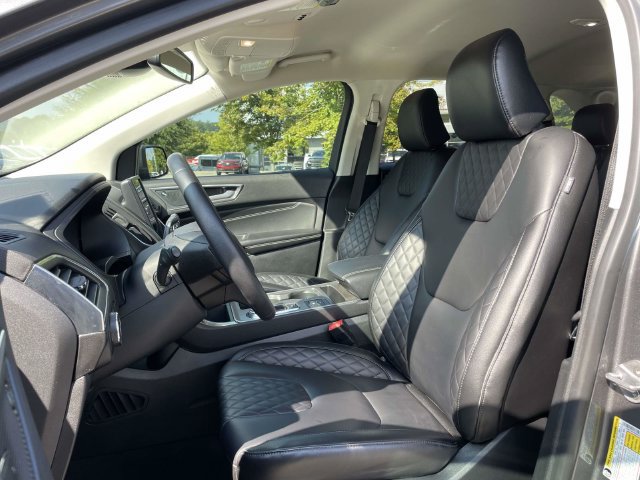 Certified 2024 Ford Edge Titanium AWD/4WD image 21