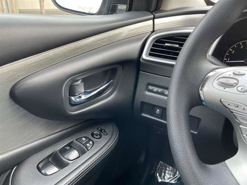 Used 2017 Nissan Murano S w/ Navigation Package image 63