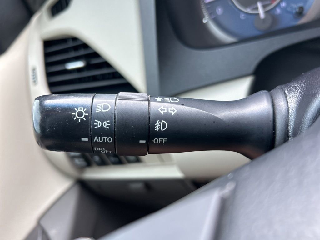 Used 2017 Toyota Sienna XLE w/ XLE Navigation Package image 30