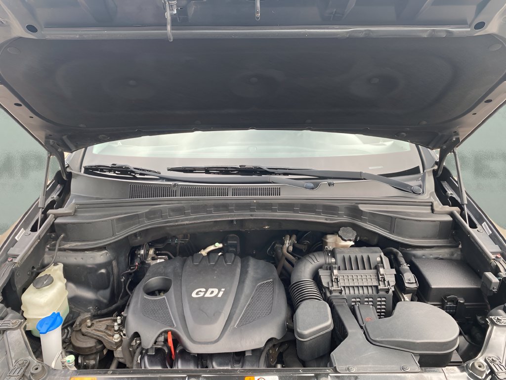 Used 2015 Hyundai Santa Fe Sport FWD image 28