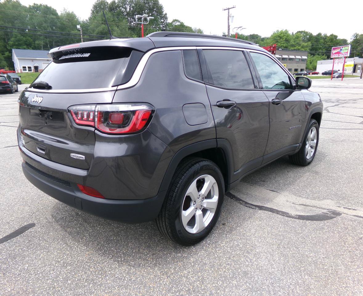 Used 2020 Jeep Compass Latitude w/ Cold Weather Group AWD/4WD image 6