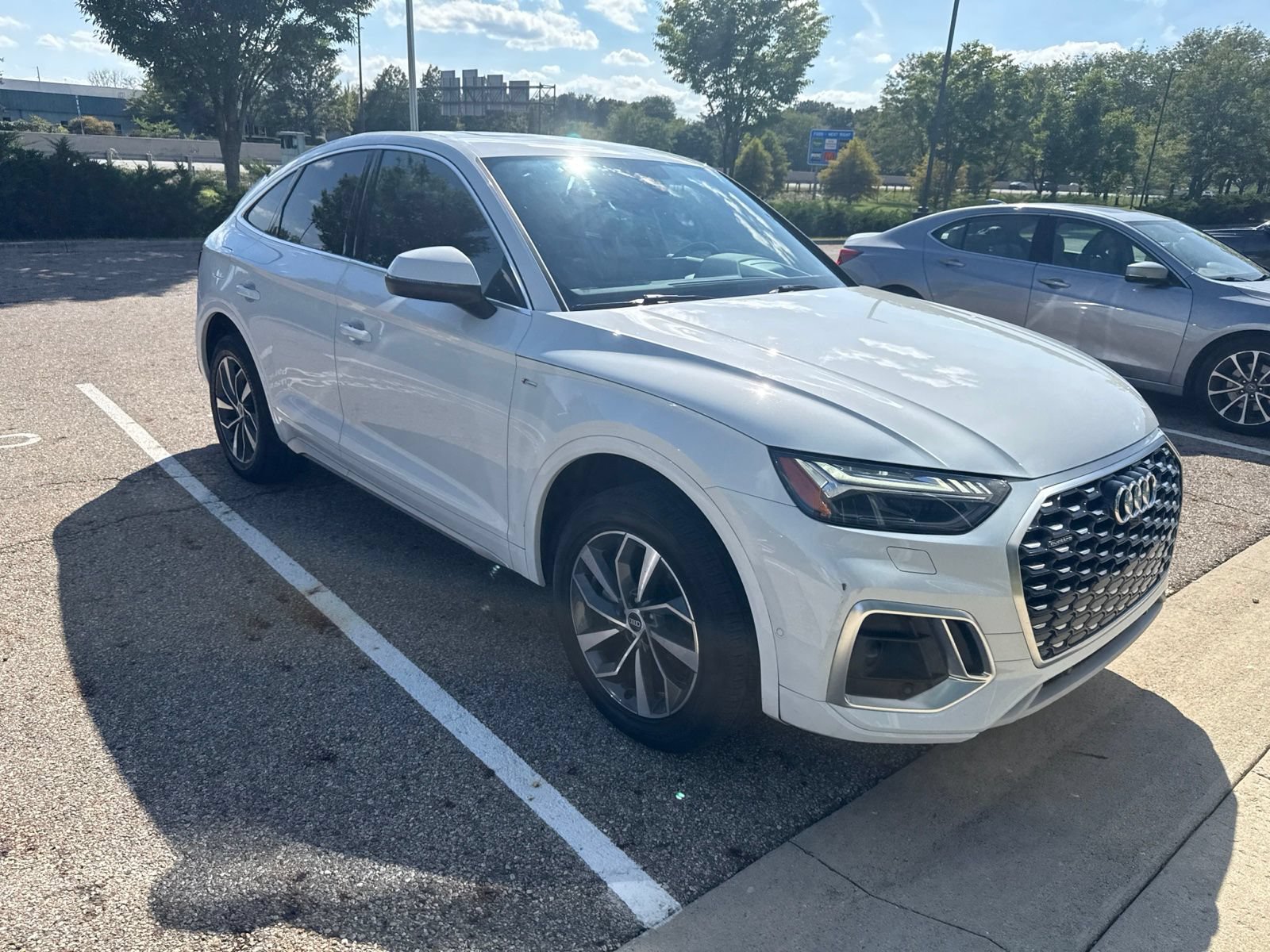 Used 2021 Audi Q5 Prestige w/ Prestige Package AWD/4WD image 4