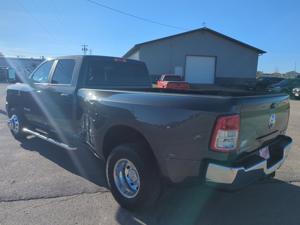 Used 2020 RAM 3500 Big Horn image 7