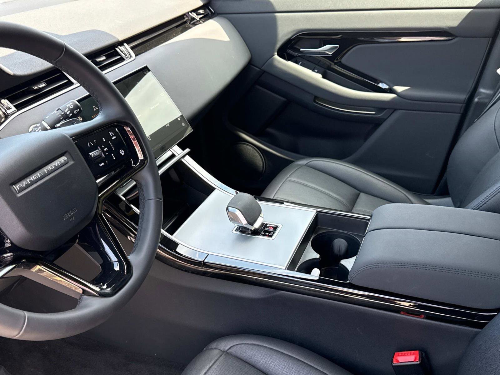 Certified 2025 Land Rover Range Rover Evoque S AWD/4WD image 21