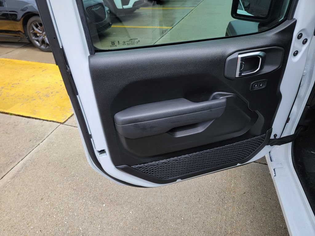 New 2026 Jeep Wrangler Sport AWD/4WD image 9