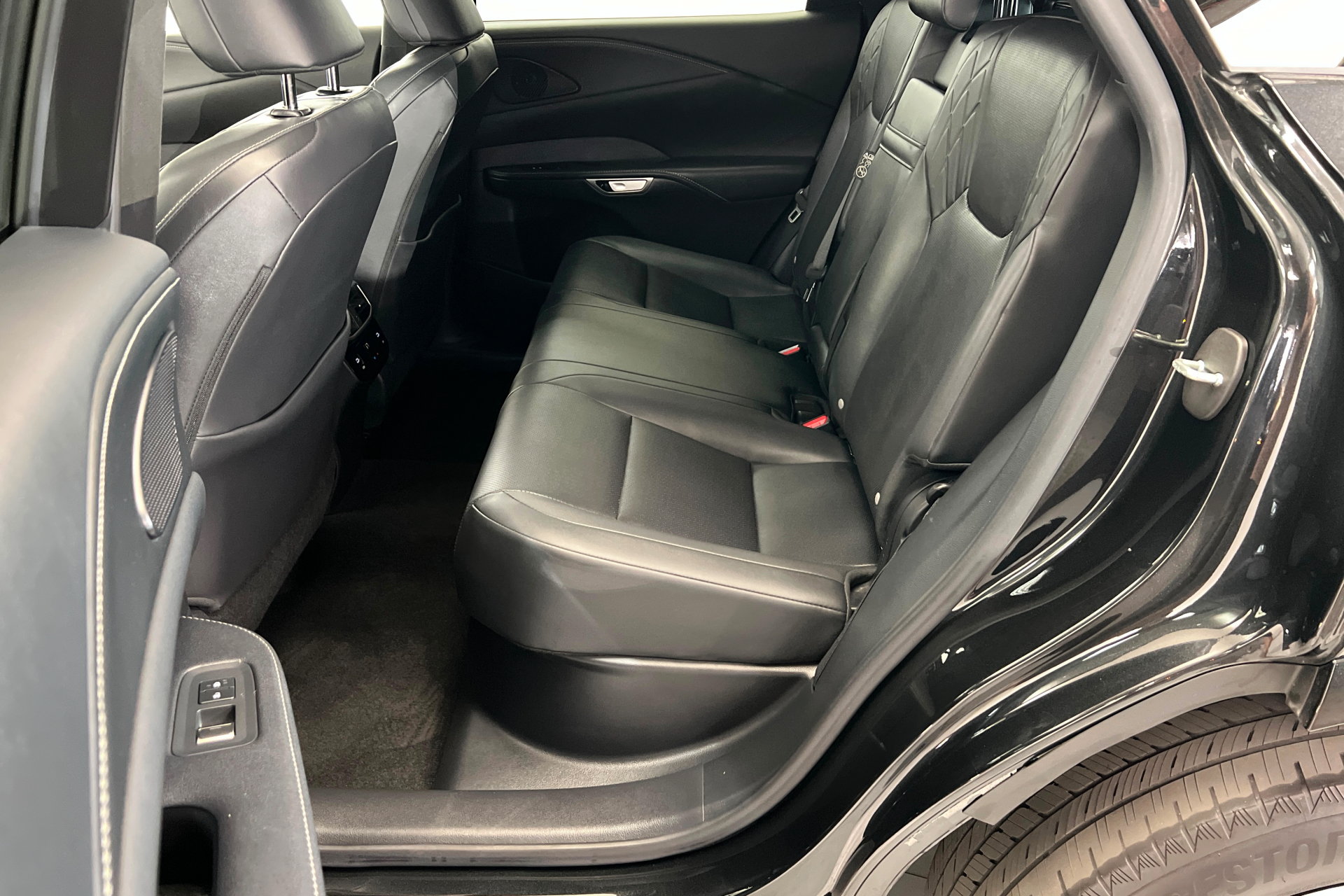 Used 2024 Lexus RX 350 Premium w/ Cold Area Package FWD image 23