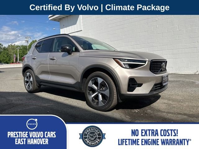 Certified 2023 Volvo XC40 B5 Plus w/ Climate Package AWD/4WD image 1