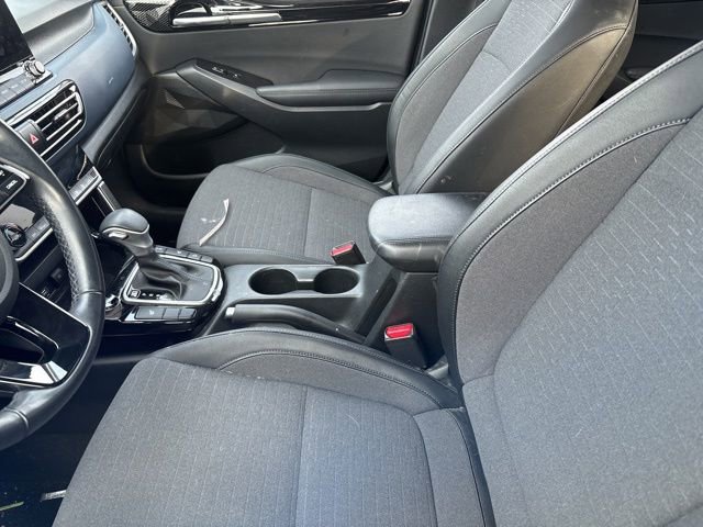 Used 2023 Kia Seltos S w/ Navigation Package image 11