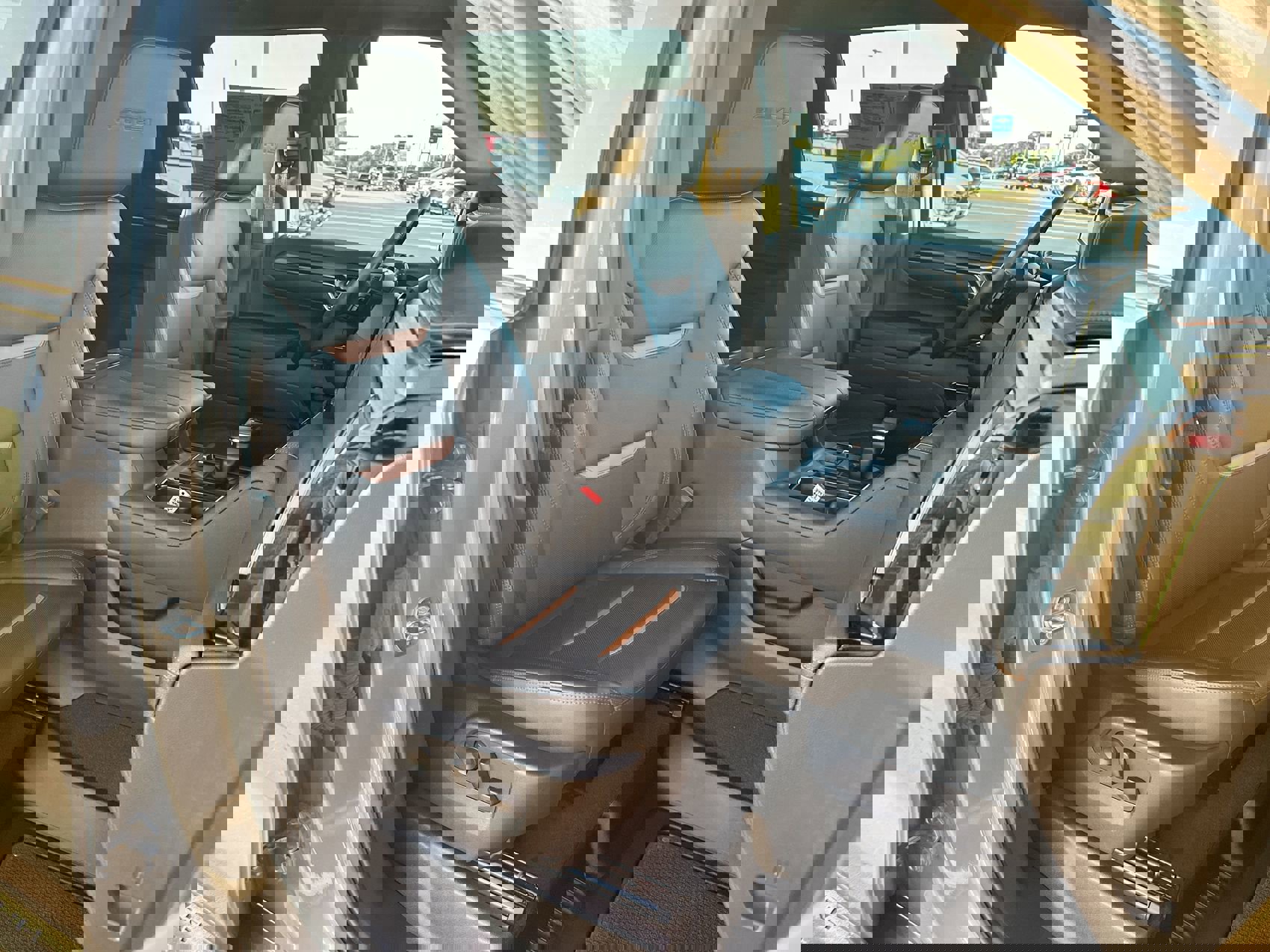 Used 2024 GMC Sierra 1500 AT4 w/ Technology Package image 24