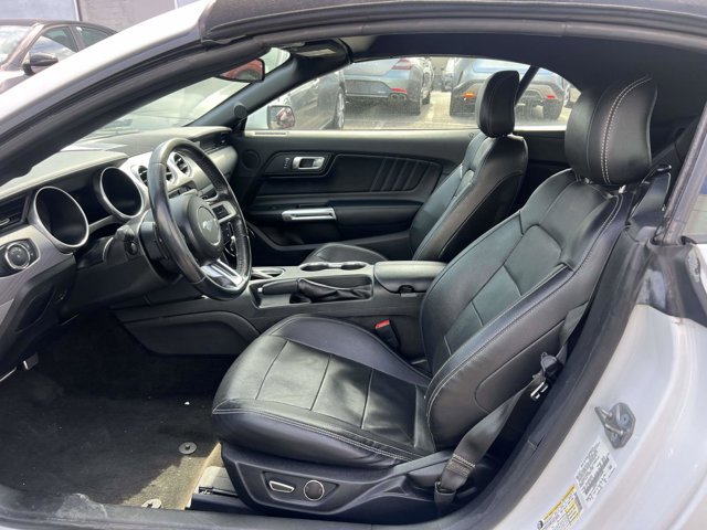 Used 2018 Ford Mustang Premium image 10