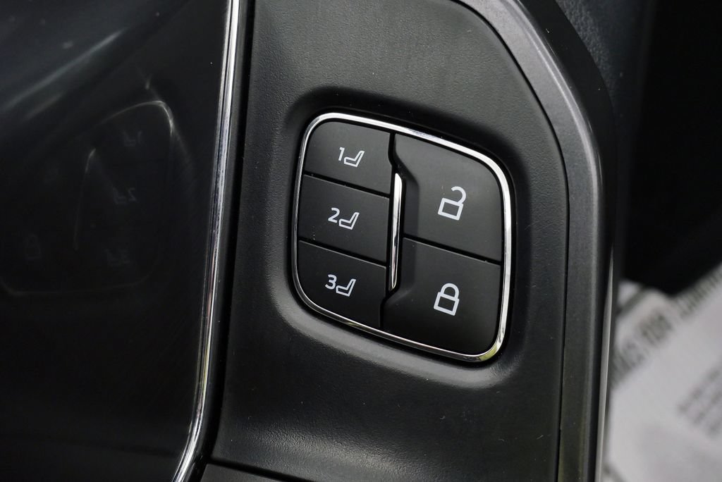 Used 2024 Ford F150 Lariat w/ Equipment Group 502A High AWD/4WD image 14