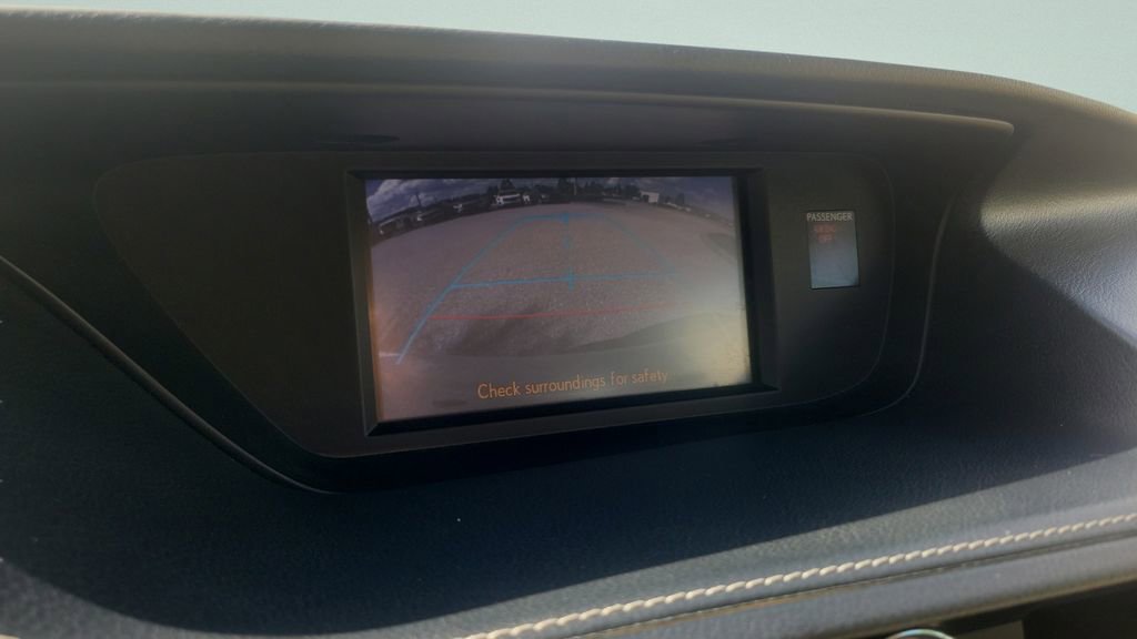 Used 2013 Lexus ES 350 w/ Premium Pkg FWD image 17