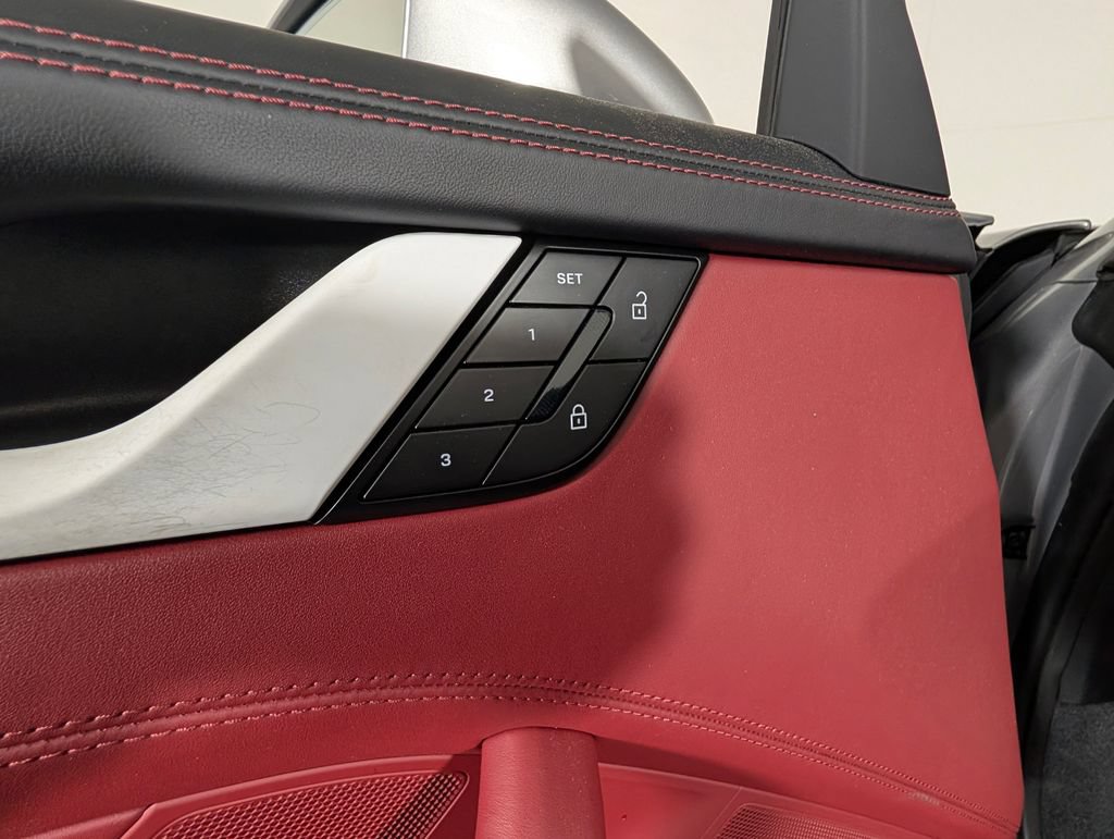 Certified 2025 Porsche 911 Carrera S RWD image 24
