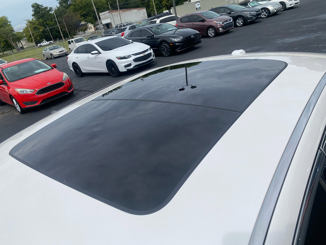 Used 2016 Lincoln MKS AWD w/ Equipment Group 201A image 10