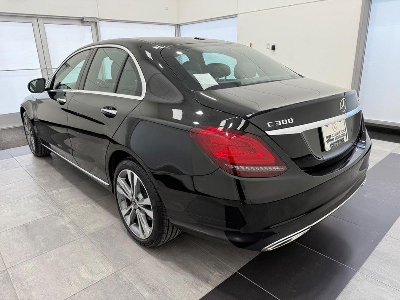 Used 2020 Mercedes-Benz C 300 4MATIC Sedan image 4