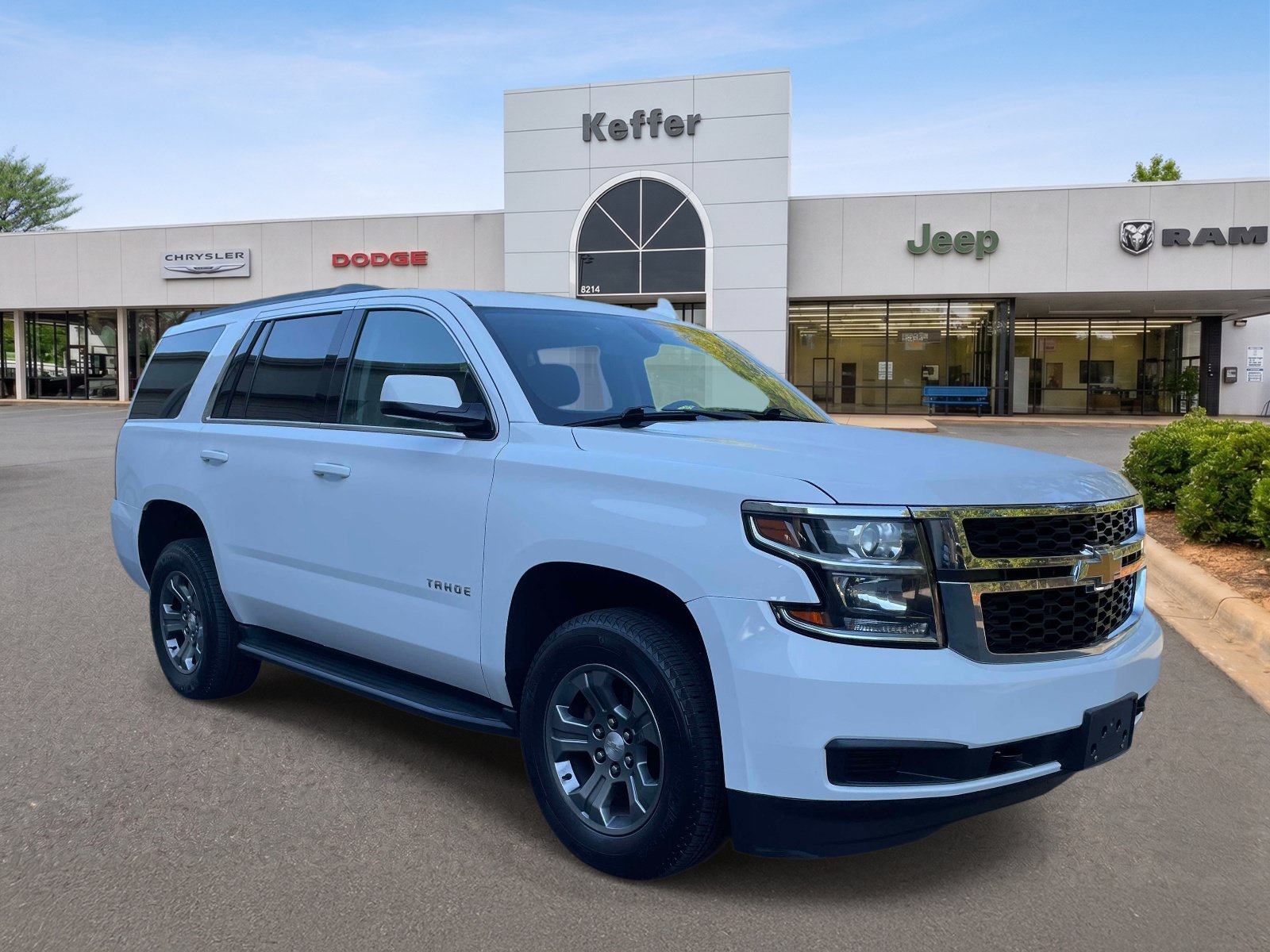 Used 2020 Chevrolet Tahoe LS w/ Max Trailering Package AWD/4WD image 3