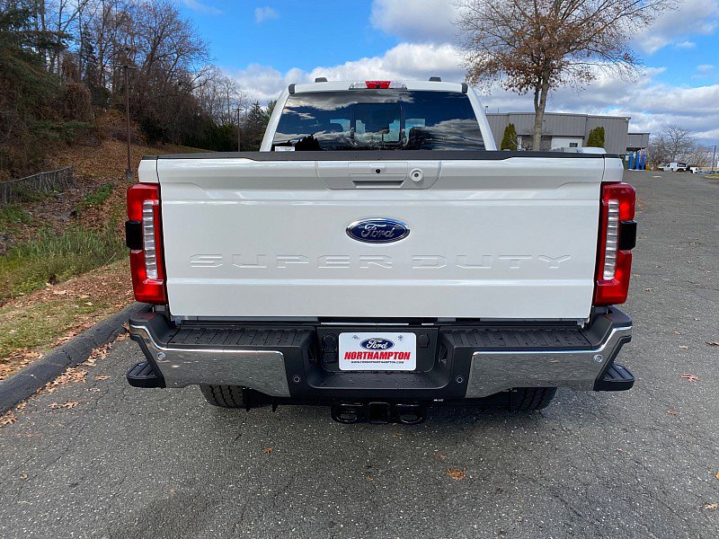 New 2026 Ford F350 Lariat w/ Lariat Premium Package image 8