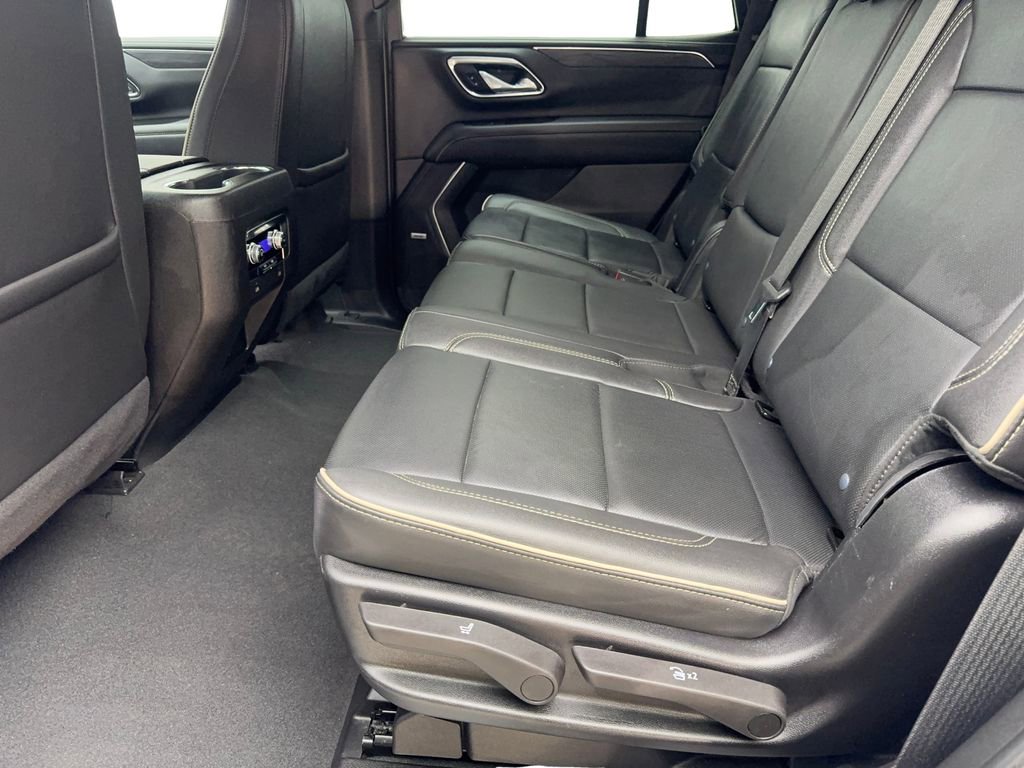Used 2024 GMC Yukon SLT image 34