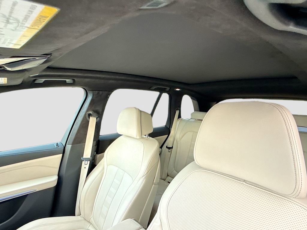 Used 2022 BMW X5 sDrive40i w/ M Sport Package image 27