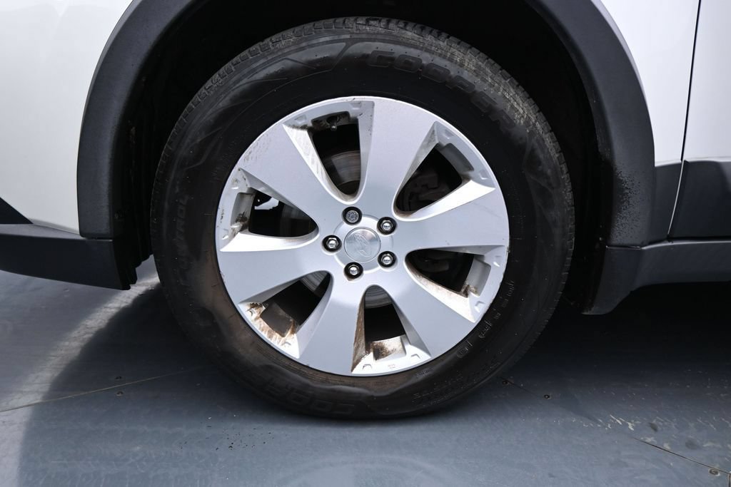 Used 2011 Subaru Outback 2.5i Limited AWD/4WD image 26