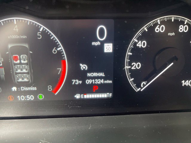 Used 2024 Honda Pilot Touring image 11
