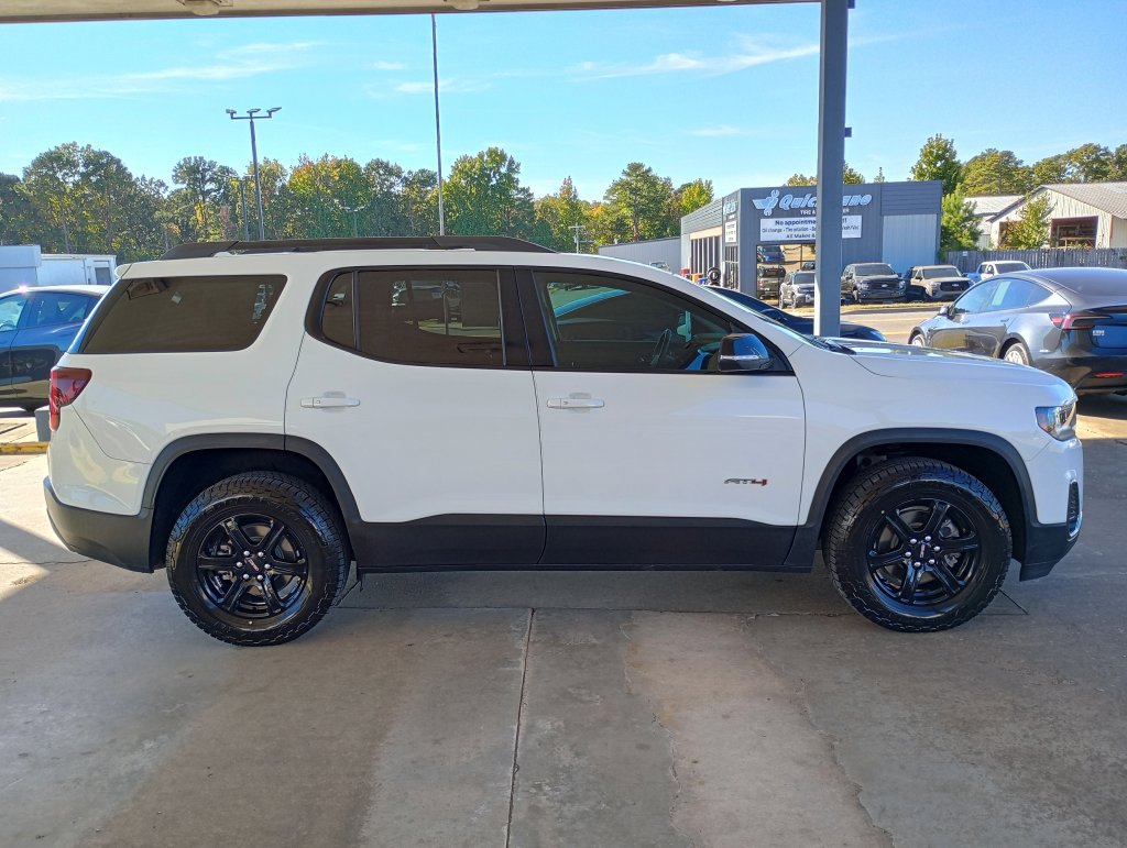 Used 2023 GMC Acadia AT4 w/ Preferred Package AWD/4WD image 6
