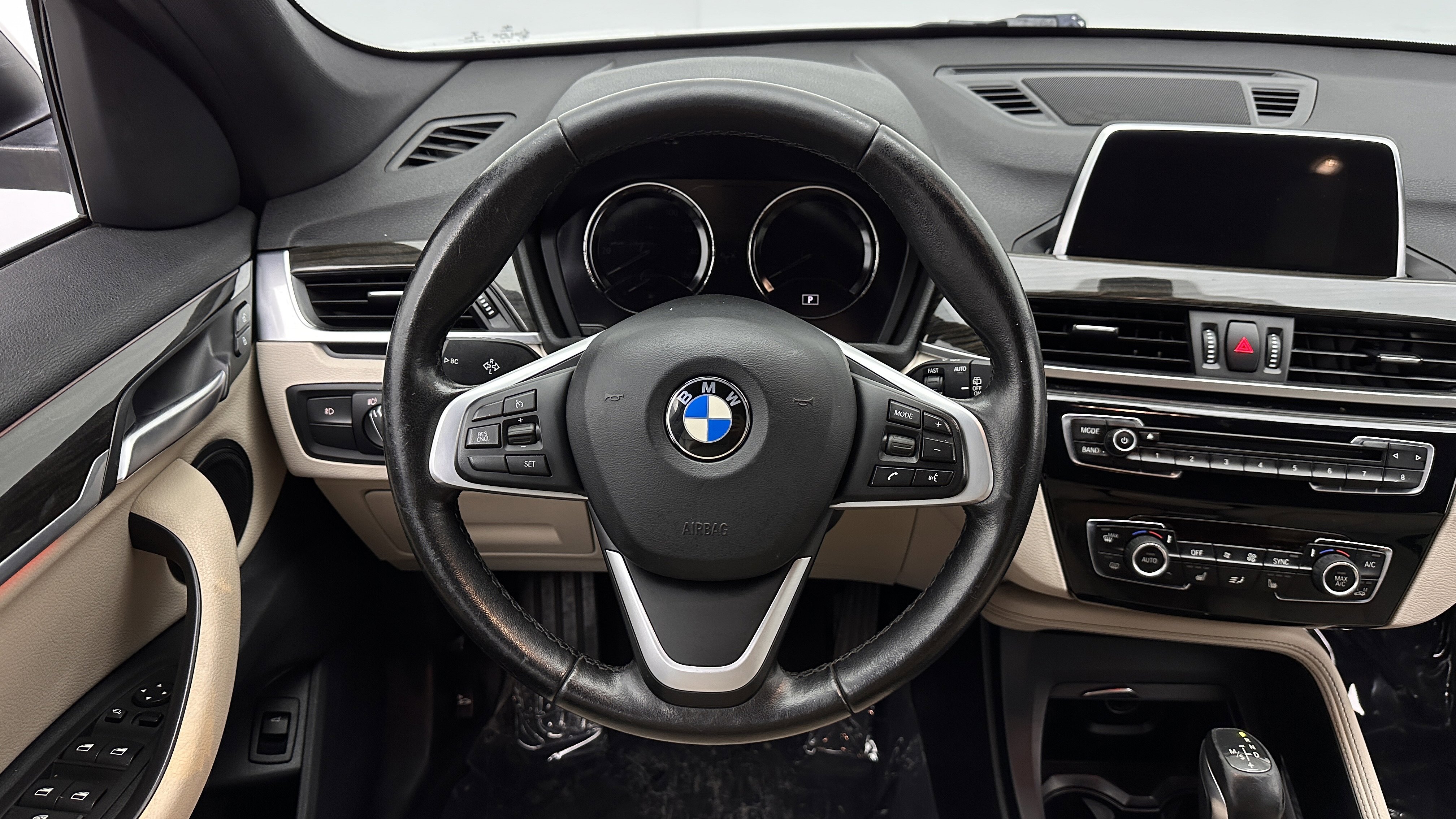 Used 2018 BMW X1 sDrive28i w/ Convenience Package FWD image 26