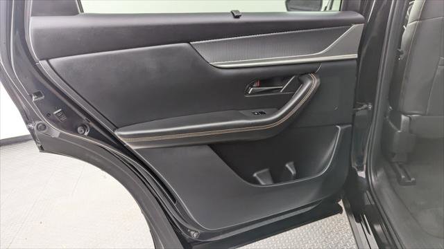 Used 2025 MAZDA CX-90 3.3 Turbo w/ Premium Sport Pkg image 16