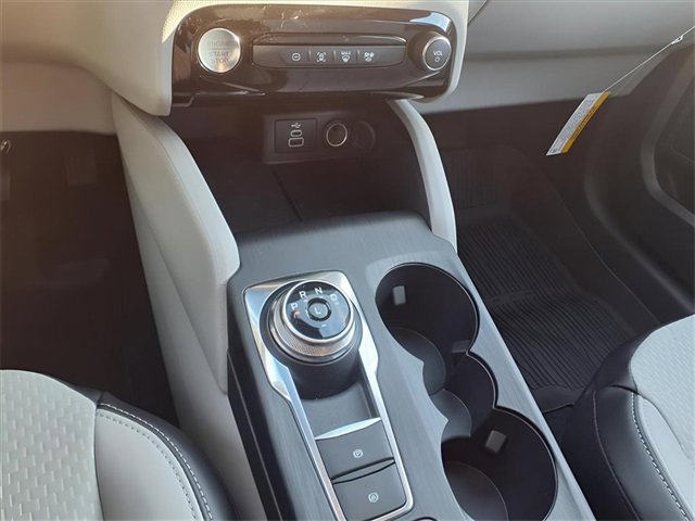 New 2026 Ford Escape SE image 18