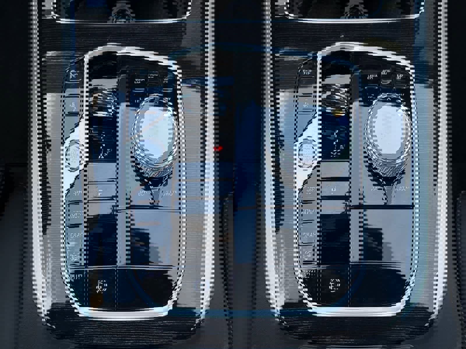 New 2026 BMW X5 xDrive40i w/ Executive Package image 19