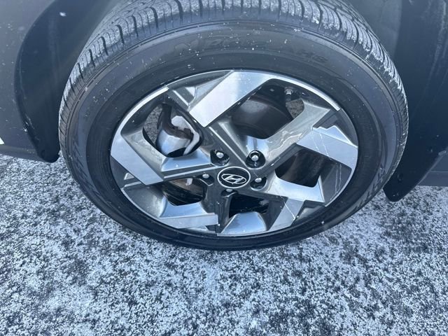 Certified 2023 Hyundai Venue SEL image 39