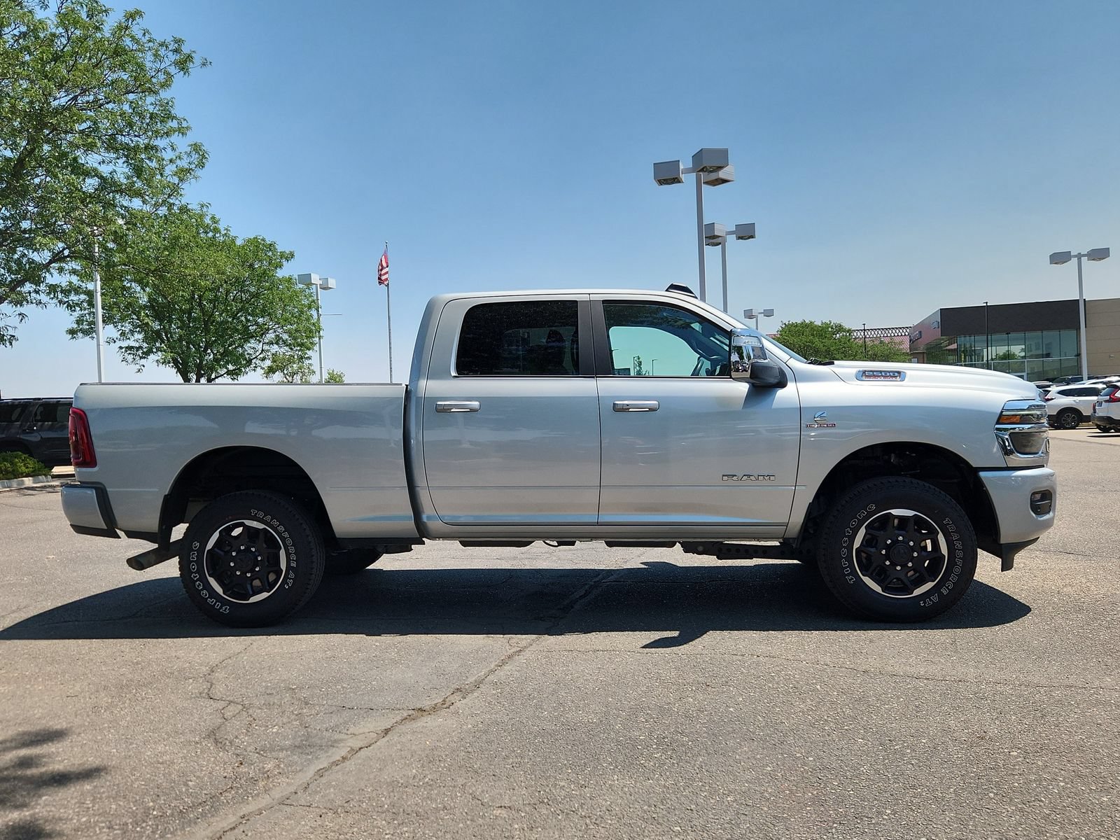 Used 2026 RAM 2500 Laramie AWD/4WD image 6