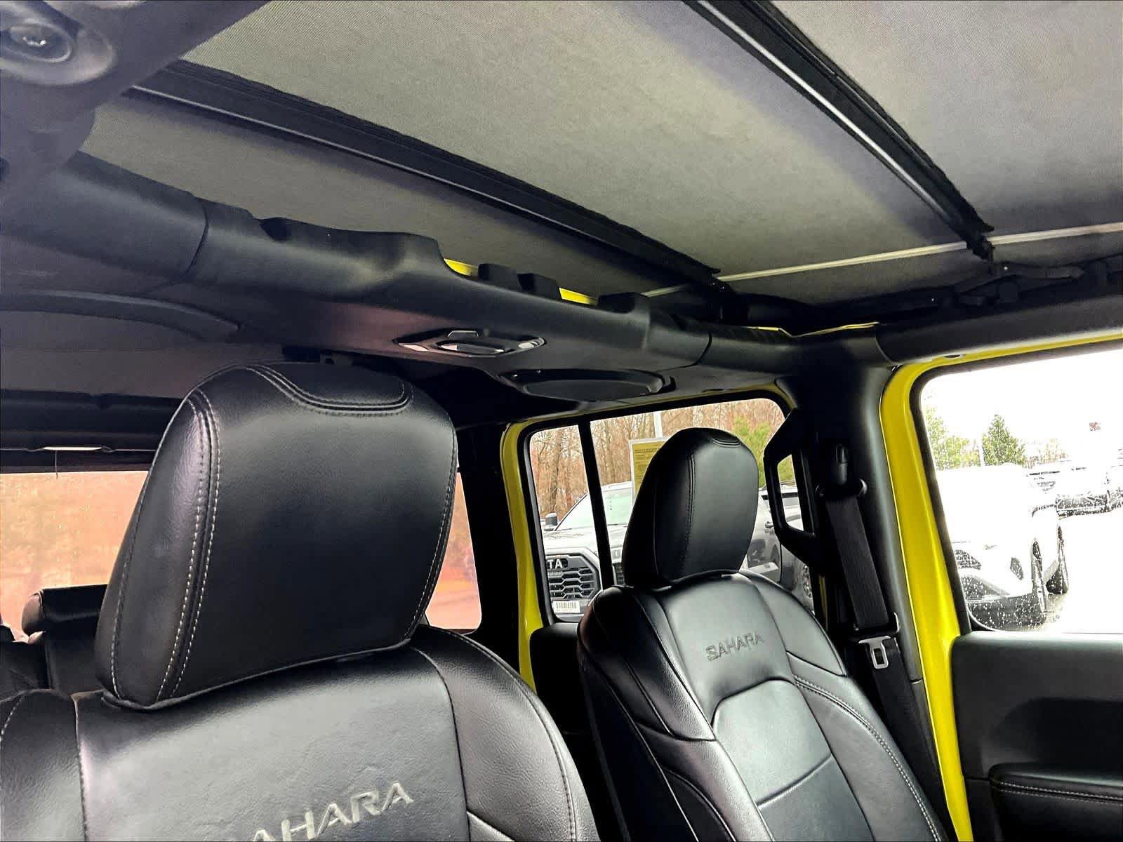 Used 2022 Jeep Wrangler Unlimited Sahara image 22