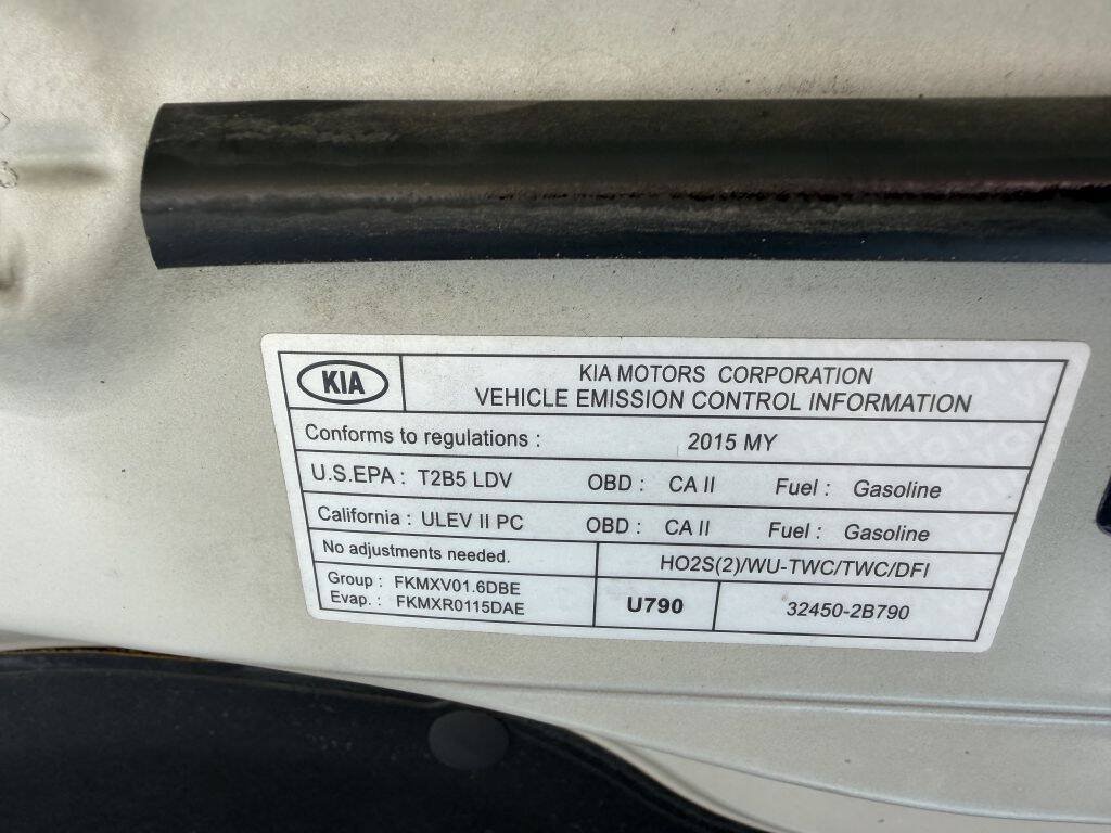 Used 2015 Kia Soul FWD image 22