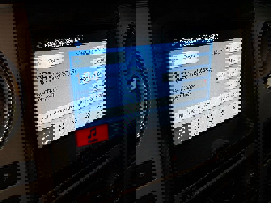 Used 2016 Ford Expedition Limited RWD image 27