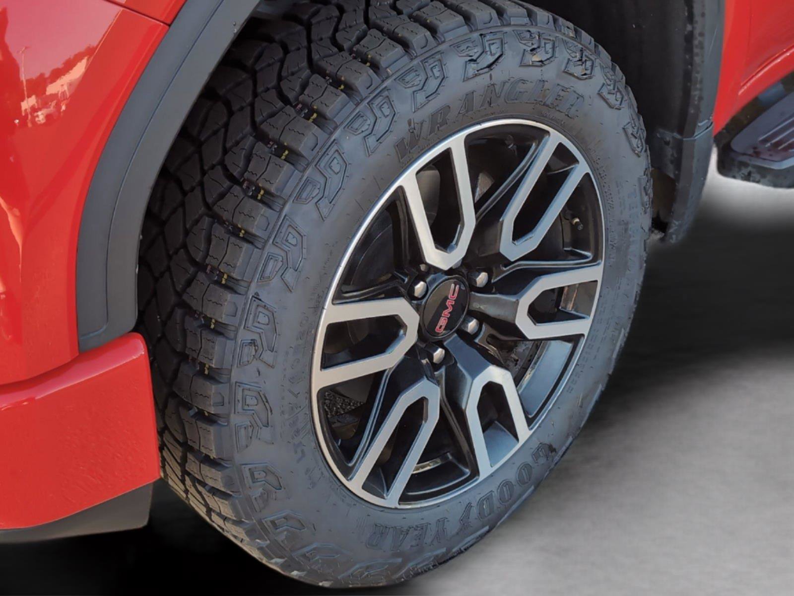 Used 2021 GMC Sierra 1500 AT4 w/ AT4 Value Package AWD/4WD image 34