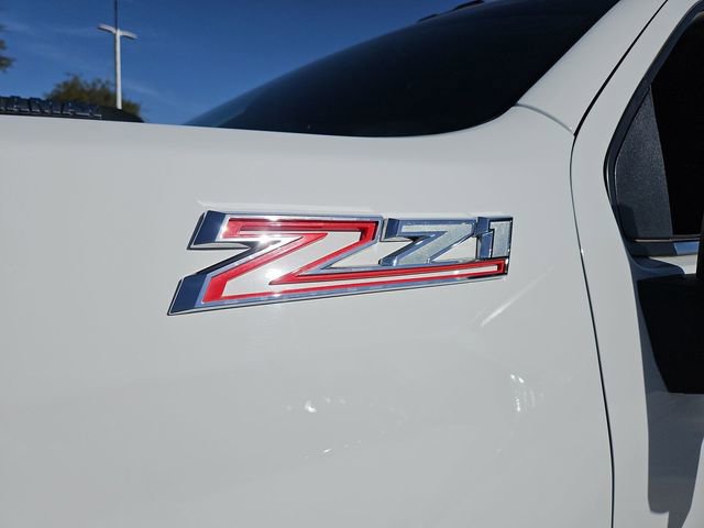 Used 2025 Chevrolet Silverado 3500 LTZ w/ LTZ Premium Package image 30
