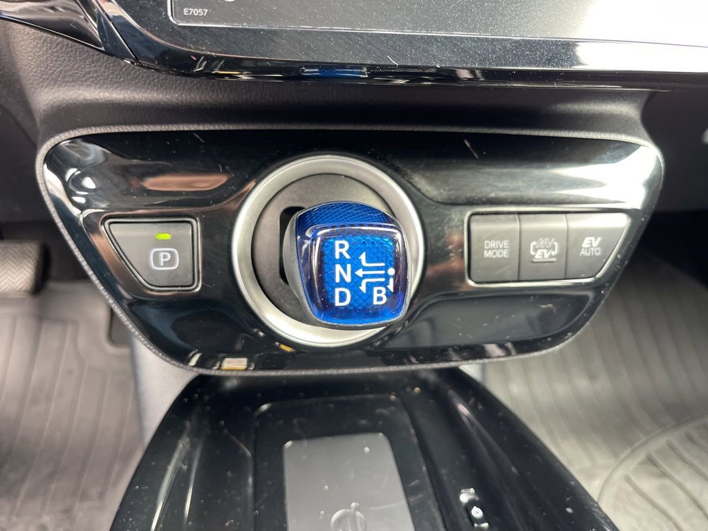 Used 2020 Toyota Prius Prime XLE image 14