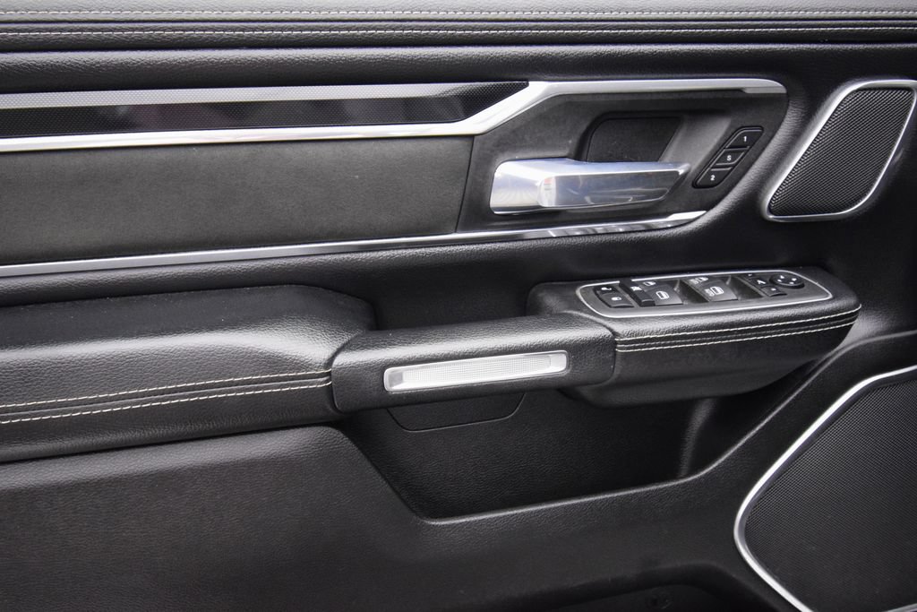 Used 2022 RAM 1500 Laramie AWD/4WD image 23
