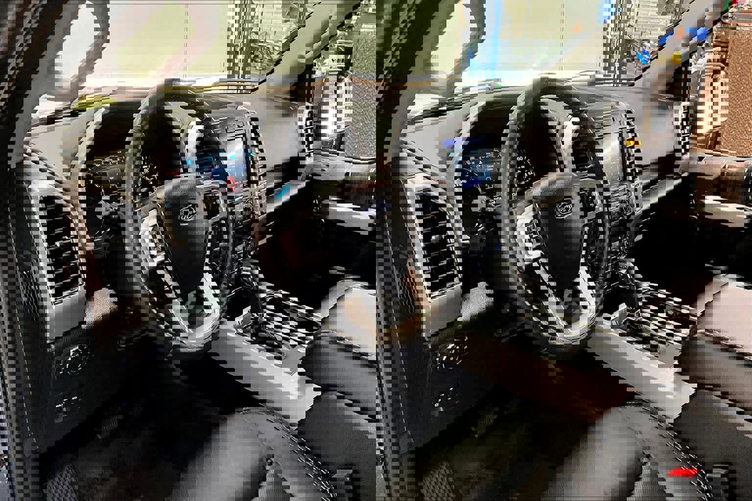 Used 2020 Ford F150 Lariat image 17