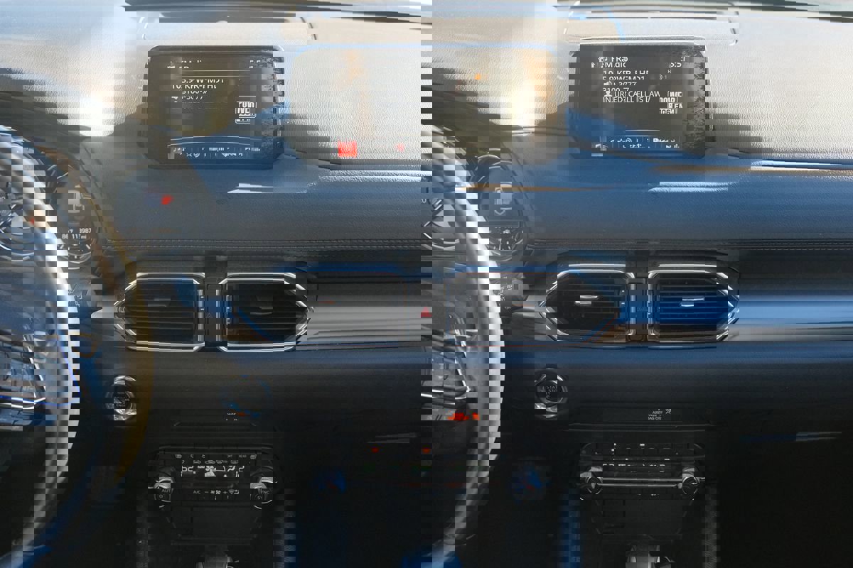Used 2020 MAZDA CX-5 Touring image 21
