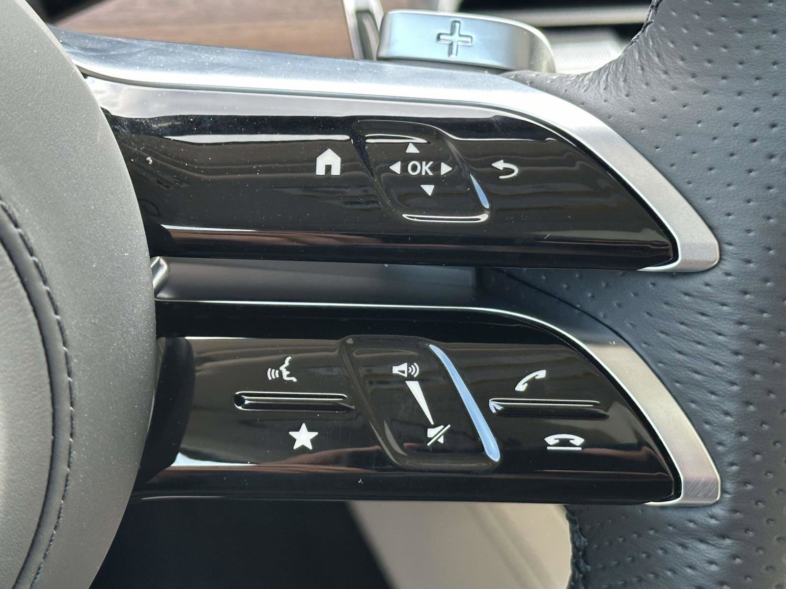 New 2026 Mercedes-Benz GLS 580 4MATIC image 15
