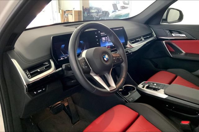 Used 2023 BMW X1 xDrive28i w/ Convenience Package AWD/4WD image 7