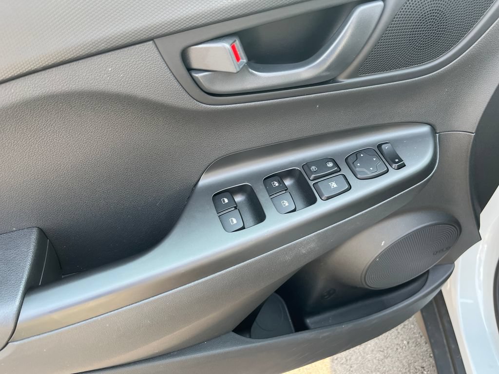 Used 2021 Hyundai Kona SEL Plus FWD image 10